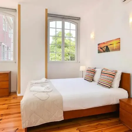 Lightoasis 1 アパート