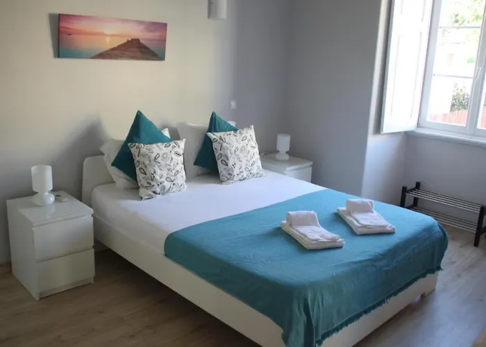 Lightoasis 1 * Oeiras